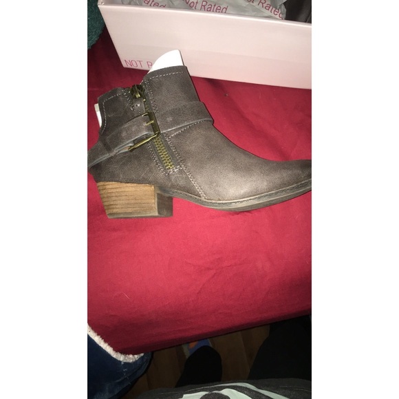 Not Rated Distressed Ankle Boots - Picture 3 of 6